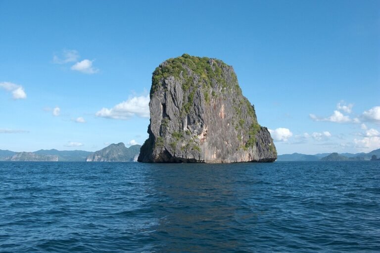 How to Get from Puerto Princesa to El Nido: All Options Compared