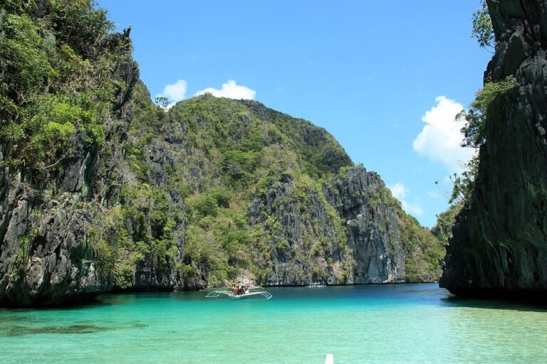 How to Get from Manila to El Nido: All Options Compared