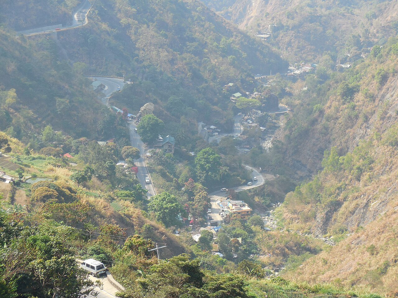 Kennon Road winding through the mountains on the Manila to Baguio route