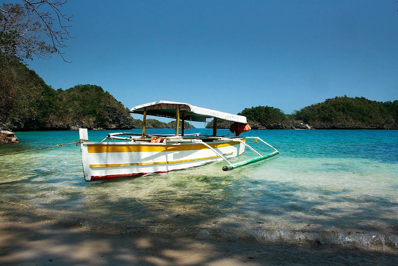 Hundred Islands National Park near Alaminos, Pangasinan