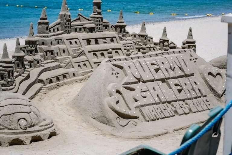 Puerto Galera beach, budget hotels and resorts for every budget