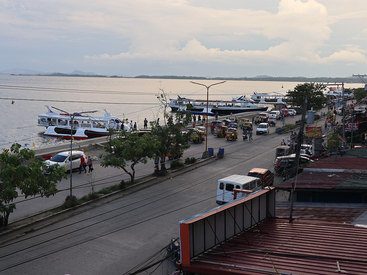 Fast craft boats at Surigao City Boulevard, the ferry link from Cebu to Siargao