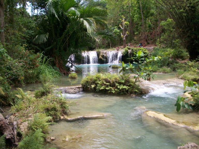 Cambugahay Falls, one of the top Siquijor tourist attractions