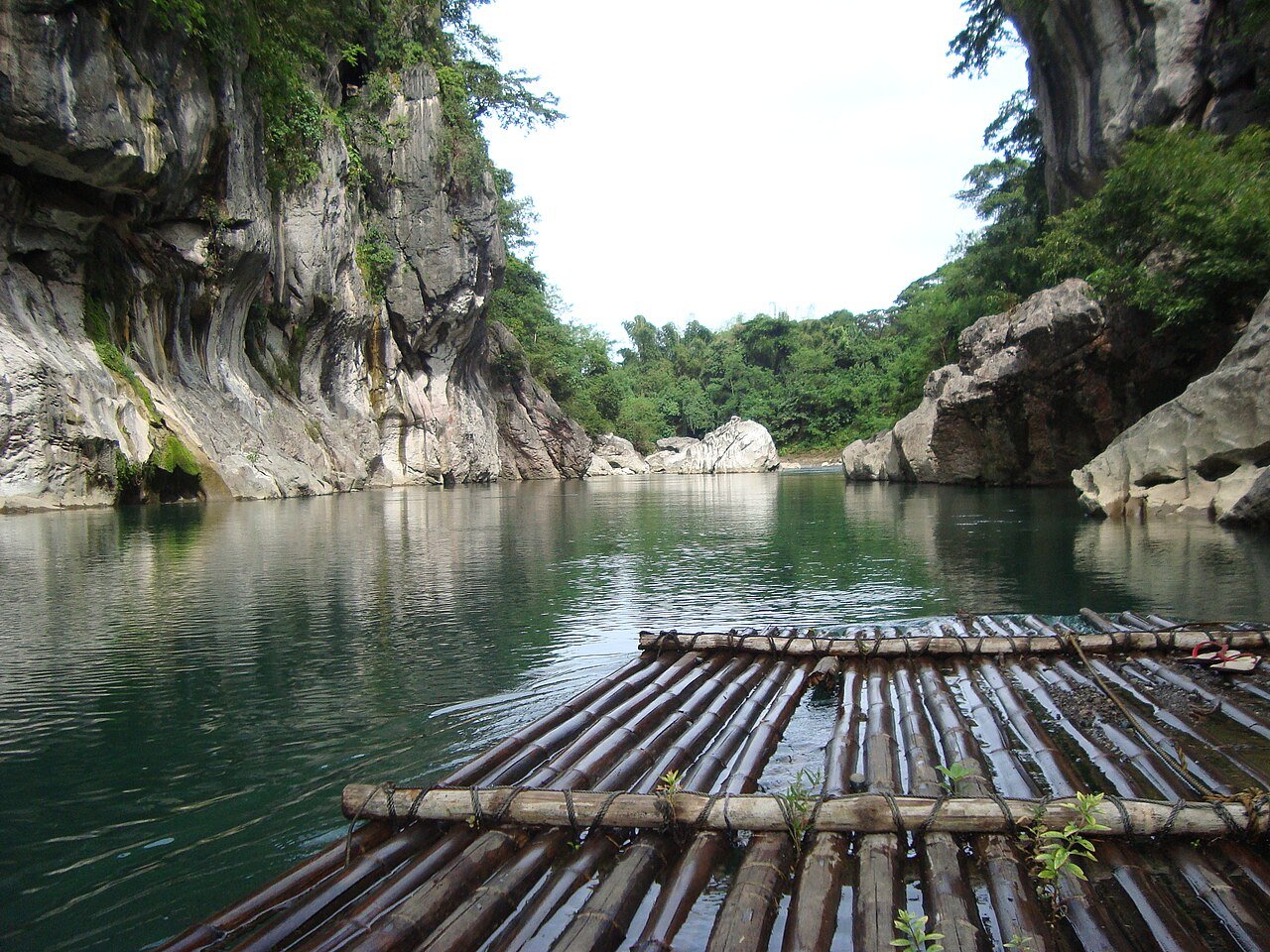 Minalungao National Park limestone gorge, a key stop when asking is Nueva Ecija safe for tourists